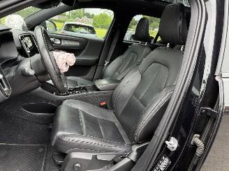 Volvo XC40 1.5 T4 RECHARGE GEARTRONIC R-DESIGN picture 12