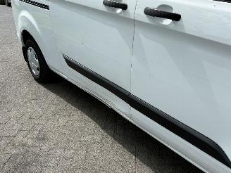 Ford Transit Custom 300 2.0 TDCI L2H1 picture 5