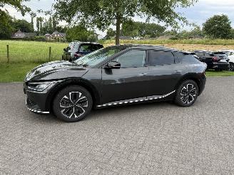 krockskadad bil auto Kia EV6 Plus 168 kW 77 kWh Leer 2023/9