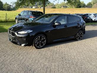 skadebil auto BMW 1-serie 116 90 KW / M-Pakket / Leer 2025/6