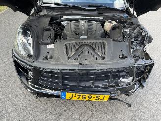 Porsche Macan 3.0 GTS AWD / Panorama / Leer picture 9