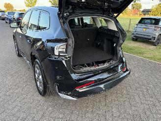 BMW iX1 eDrive20 Xline / Leer / Automaat picture 9