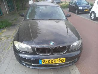 krockskadad bil auto BMW 1-serie 116i 2009/4