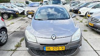 skadebil auto Renault Mégane 1.4 TCE EXPRESSION 2011/5