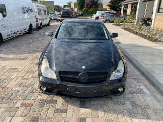 krockskadad bil auto Mercedes CLS 320 cdi 2009/7