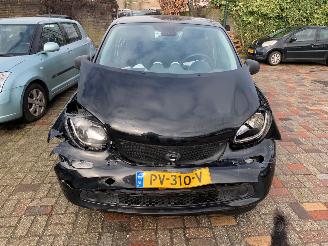 Voiture accidenté Smart Forfour  2017/10