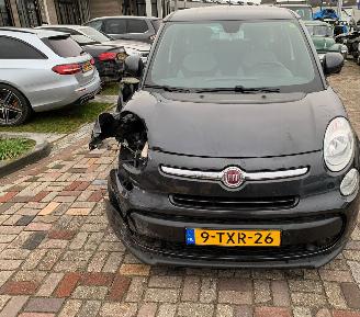 Damaged car Fiat 500L 0.9 TWIN AIR 2014/5