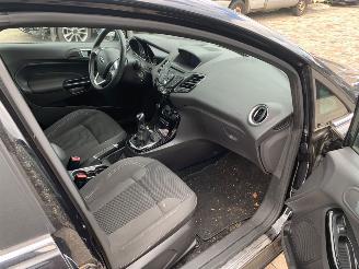 Ford Fiesta  picture 15