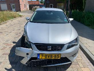 Schadeauto Seat Leon 1.8 TSI FR DYNAMIC 2014/11