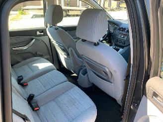 Ford C-Max 1.6 16V TREND picture 13
