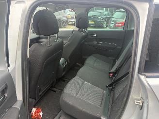 Peugeot   picture 16