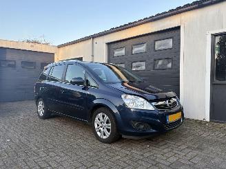 Auto incidentate Opel Zafira  2011/9