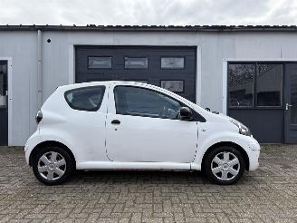 Toyota Aygo 1.0-12V Cool picture 2