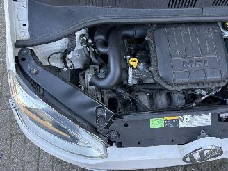 Volkswagen Up! 1.0 high up! BlueMotion picture 10