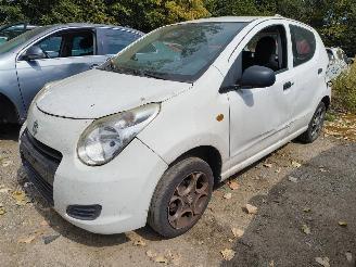 Vaurioauto  passenger cars Suzuki Alto Suzuki Alto 1.0 Comfort 2010/1