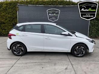 Démontage voiture Hyundai I-20 i20 (BC3), Hatchback 5-drs, 2020 1.0 T-GDI 100 Mild Hybrid 48V 12V 2023/3