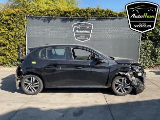 Salvage car Peugeot 208 208 II (UB/UH/UP), Hatchback 5-drs, 2019 1.2 Vti 12V PureTech 100 2020/7