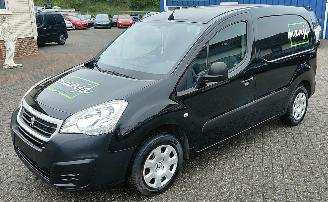 bruktbiler bedrijf Peugeot Partner Peugeot Partner klima 3 sitse 2015/11