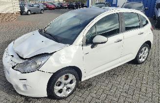  Citroën C3 Citroën C3 Exclusive pano 1,2 60 kw 2014/10