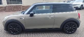Mini Cooper MINI COOPER  1500 automaat nieuwstaat picture 2
