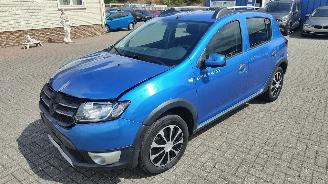 Vaurioauto  passenger cars Dacia Sandero DACIA Sandero II Stepway Prestige 2015/8