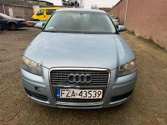 damaged passenger cars Audi A3 1.8 turbo 2007/1