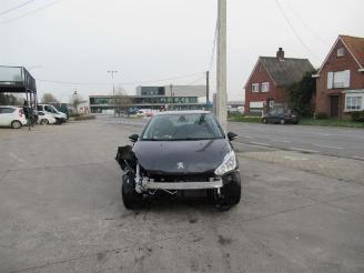 Coche accidentado Peugeot 208  2019/2