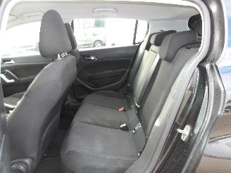Peugeot 308  picture 21