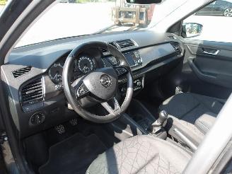 Skoda Fabia  picture 2
