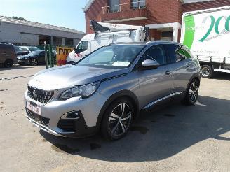 krockskadad bil auto Peugeot 3008 ALLURE 2020/7