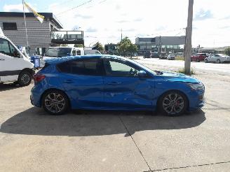 Ford Focus ST-LINE picture 6