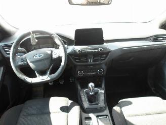 Ford Focus ST-LINE picture 3