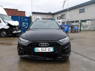 skadebil auto Audi A4 S-LINE 2023/1