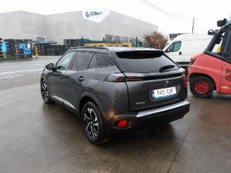 Peugeot 2008 1.2 PURE TECH ALLURE picture 7