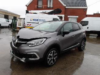 skadebil auto Renault Captur  2017/5