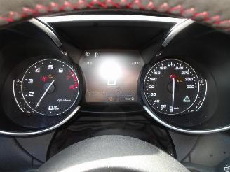 Alfa Romeo Giulia QV 2.9 510CV picture 16