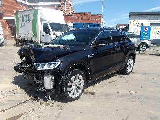 Schadeauto Volkswagen T-Roc R-LINE 2022/7