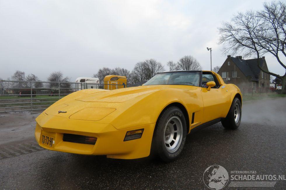 Chevrolet Corvette C3 STINGRAY 5.7 V8 T-BAR