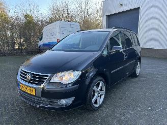 Damaged car Volkswagen Touran 1.4 TSI Comfortline Business AIRCO 2008/3
