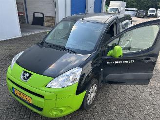 Peugeot Partner bestel 120 1.6 e-HDI L1 XR Profit + MOTORSCHADE ! picture 21