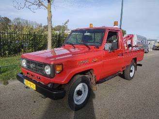 danneggiata veicoli commerciali Toyota Landcruiser 70 4.2 6 CILINDER PICK-UP 4X4 TAKELWAGEN 1998/7