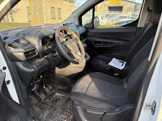 Opel Combo 1.5D L1H1 Edition airco picture 5