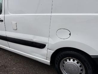 Peugeot  EXPERT 227 1.6HDI 16V-90 CAMPER / KAMPEERAUTO / MOBELHOME AIRCO picture 27