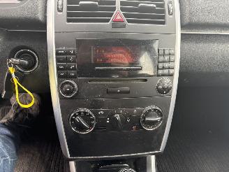 Mercedes B-klasse 170 BENZINE AUTOMAAT, AIRCO, N.A.P. ENZ picture 11