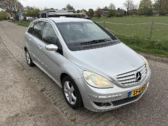 Mercedes B-klasse 170 BENZINE AUTOMAAT, AIRCO, N.A.P. ENZ picture 23