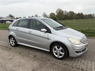 Mercedes B-klasse 170 BENZINE AUTOMAAT, AIRCO, N.A.P. ENZ picture 17
