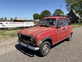 Unfallwagen Renault 4 TL 1988/11