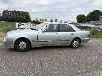 Mercedes E-klasse 200 CDI Elegance Select automaat picture 3