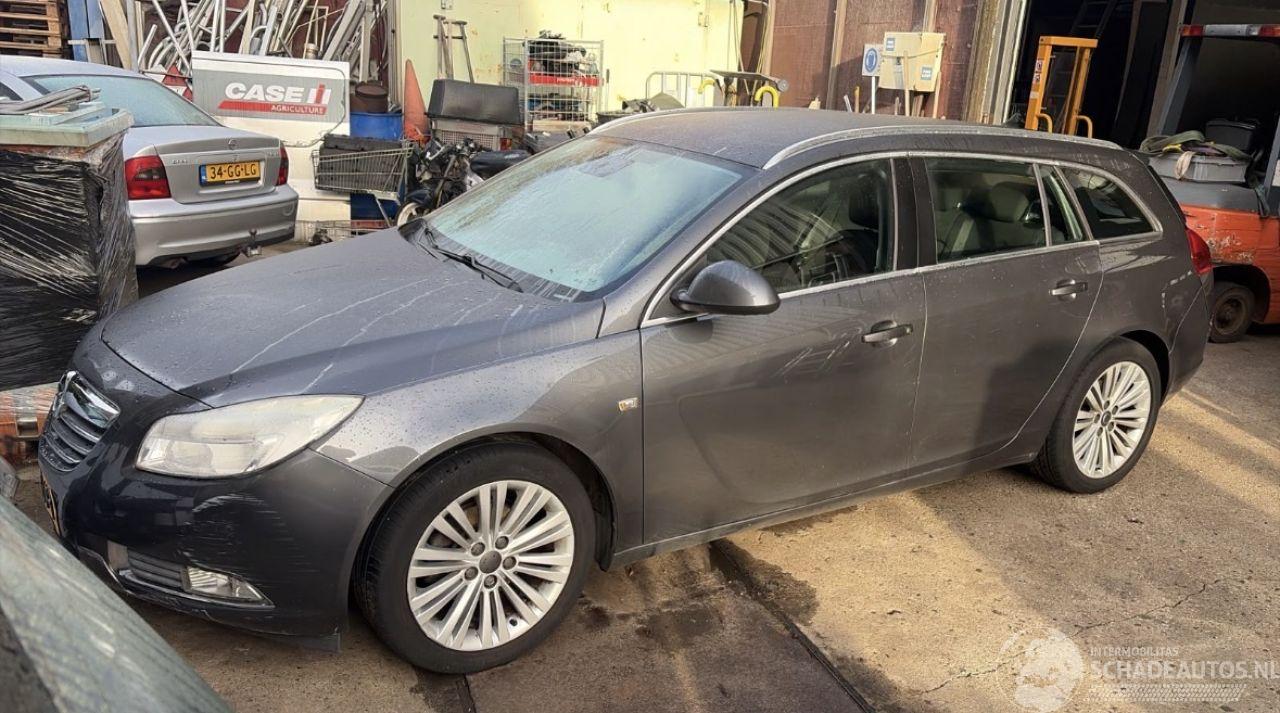 Opel Insignia 1.4 T SPORTS TOURER SW