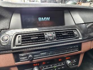 BMW 5-serie Touring 528i High Executive, 3.0 6 CILINDER BENZINE ! picture 17